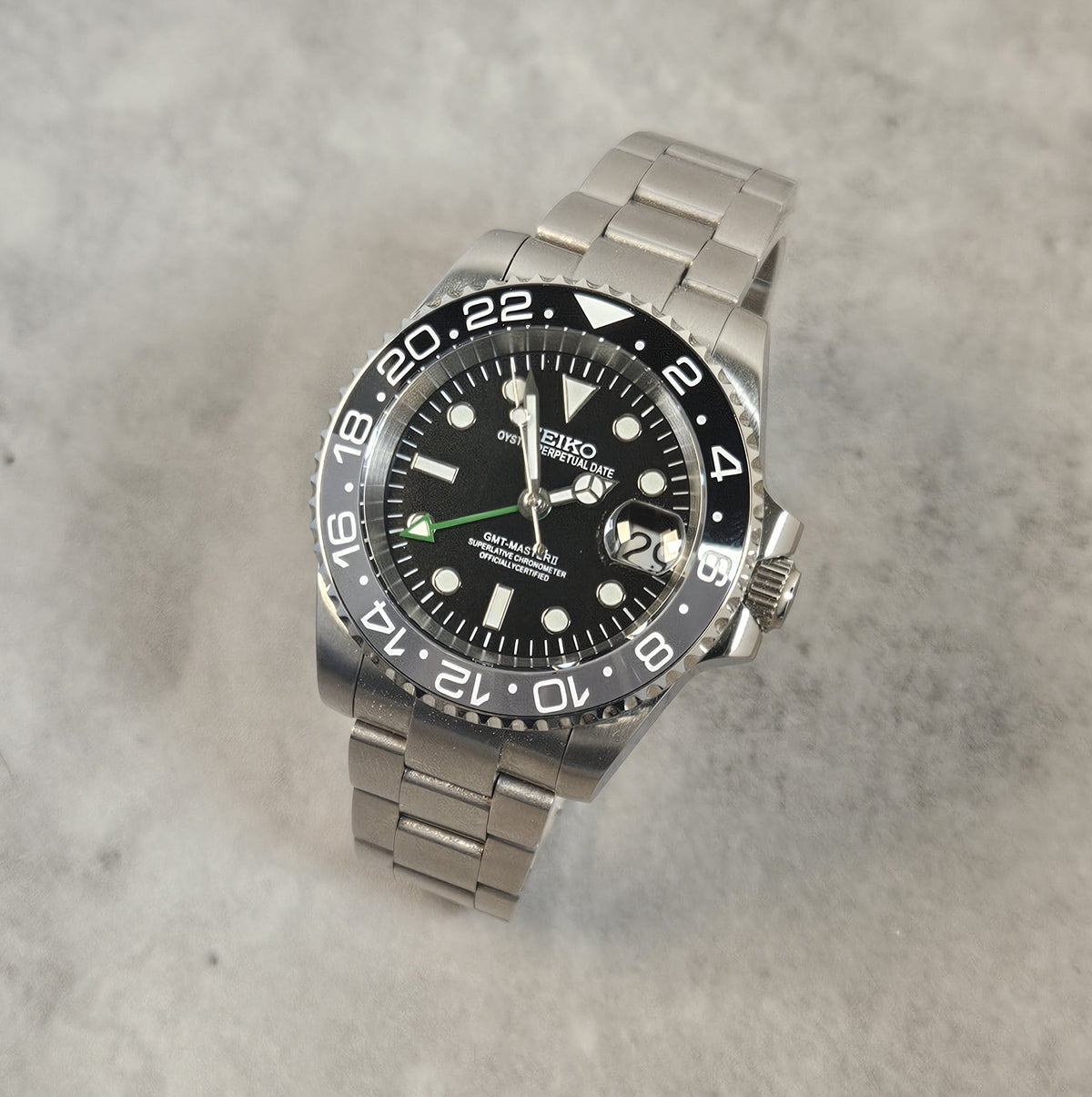 GMT Master | Bruce Wayne