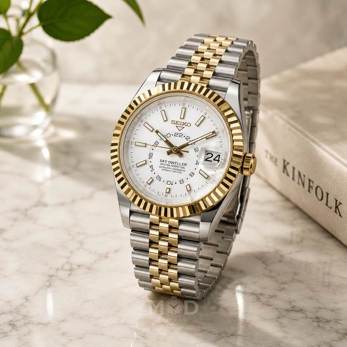 Sky Dweller Gold | White